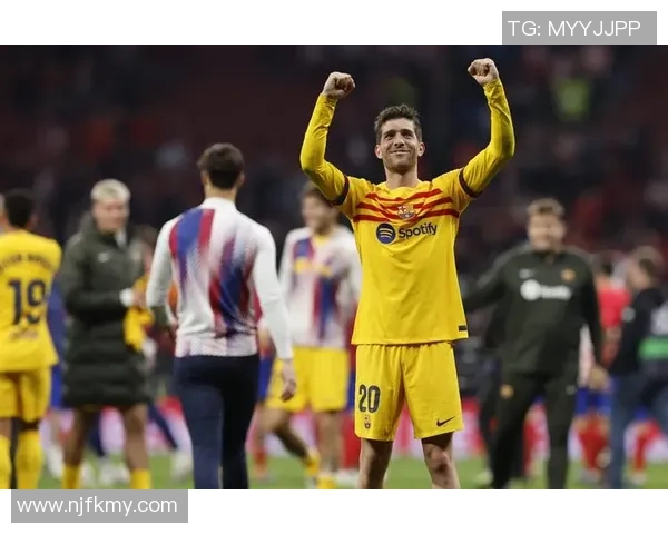 全球足球巨星巅峰对决精选集球场传奇瞬间精彩回顾 全球足球巨星巅峰对决精选集球场传奇瞬间精彩回顾