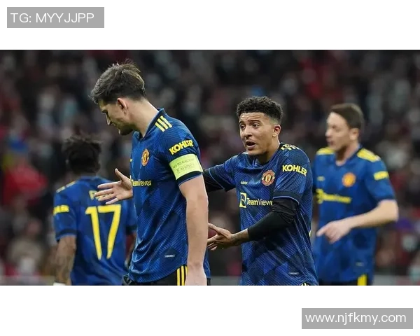 双星转会掀足坛热潮两大球员携手开启全新征程 双星转会掀足坛热潮两大球员携手开启全新征程