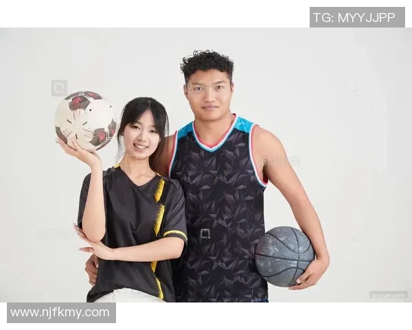 当足球巨星换上篮球球衣展现跨界运动员的别样风采